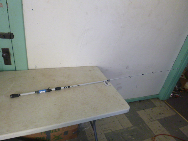 lot 98 image: Shimano Sellus Flipping Rod