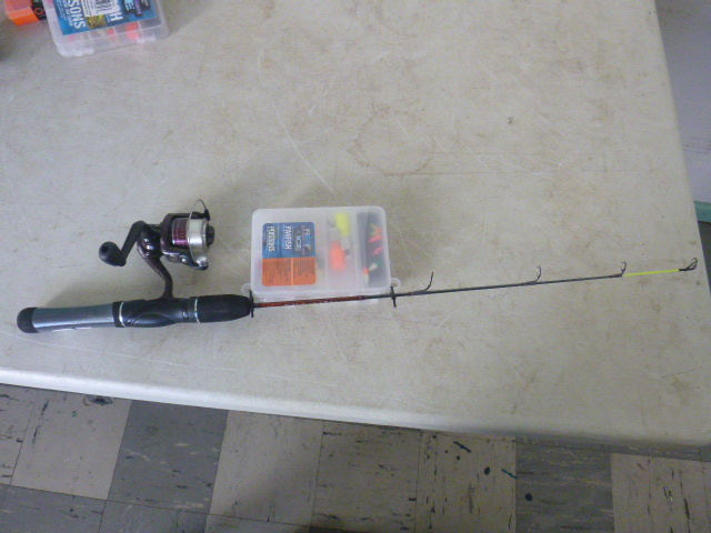 lot 100 image: R2F Cold Steel Ice Fishing Rod and Reel