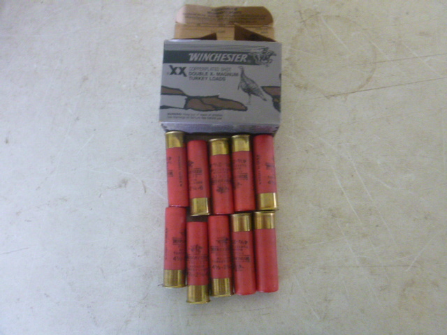 lot 107 image: 10 Winchester 10 Gauge Copper Plated Shot Shells