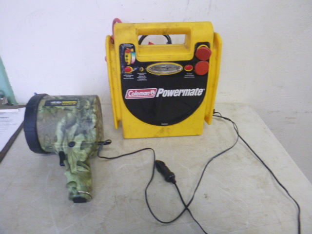 lot 112 image: Coleman Powermate Jumpstart Charger