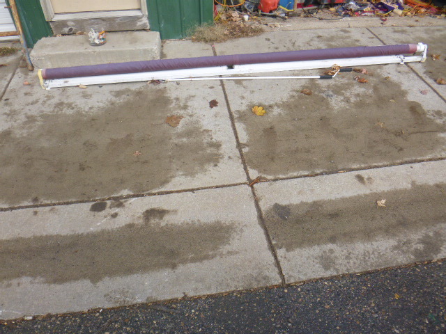 lot 120 image: Retractable Awning
