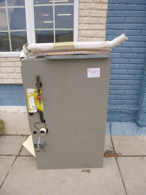 lot 147 image: Goodman Manufacture Co. Natural Gas Heater