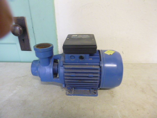 lot 154 image: Northern Industrial 1.5 Clear Water Pump