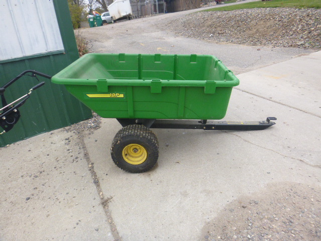 lot 161 image: John Deere Dumping Yard Cart