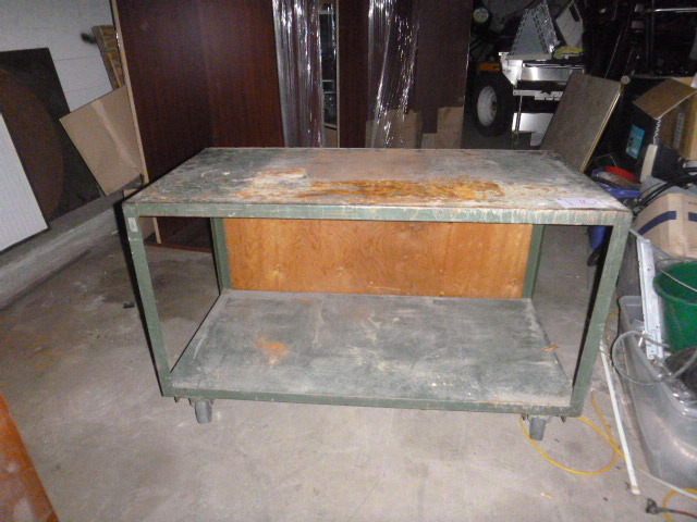 lot 170 image: Metal Rolling Cart