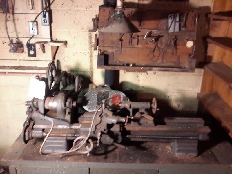 lot 13 image: South Bend Precision Lathe