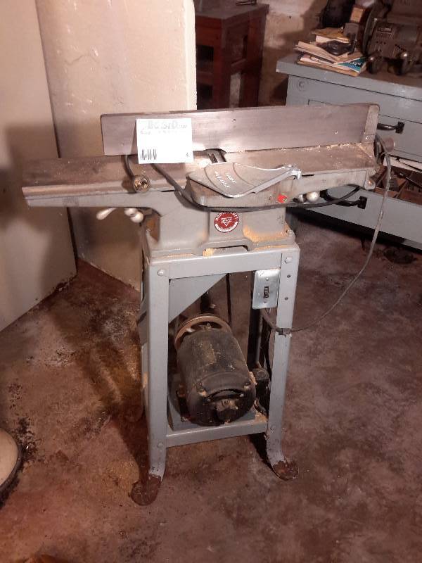 lot 4 image: Delta Home craft, 4 In Precision Jointer