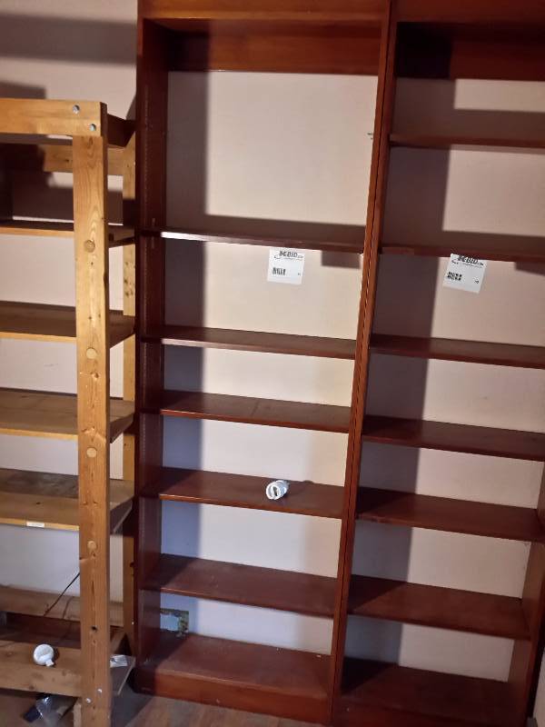 lot 59 image: Solid wood book shelf