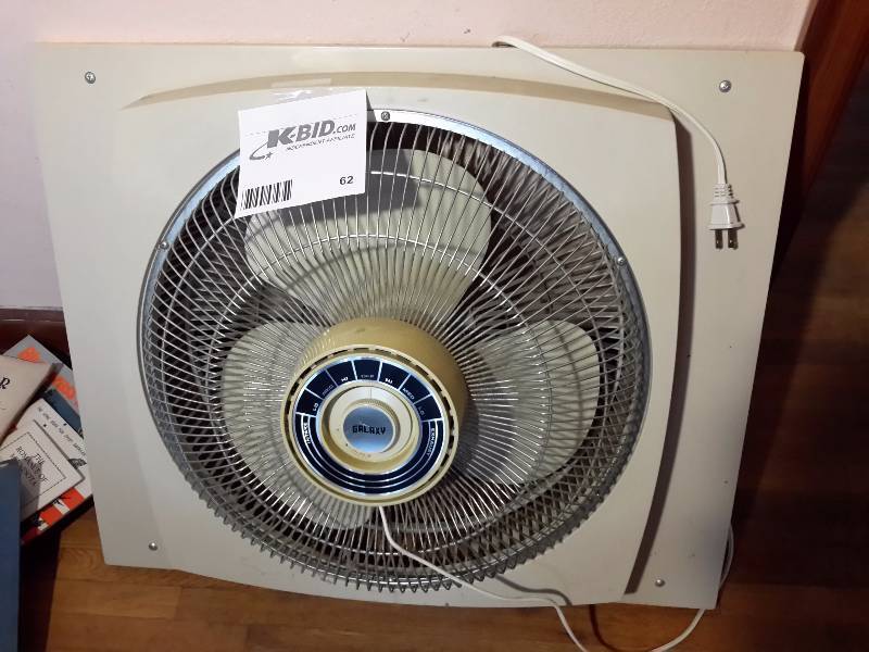 lot 62 image: Galaxy large window fan