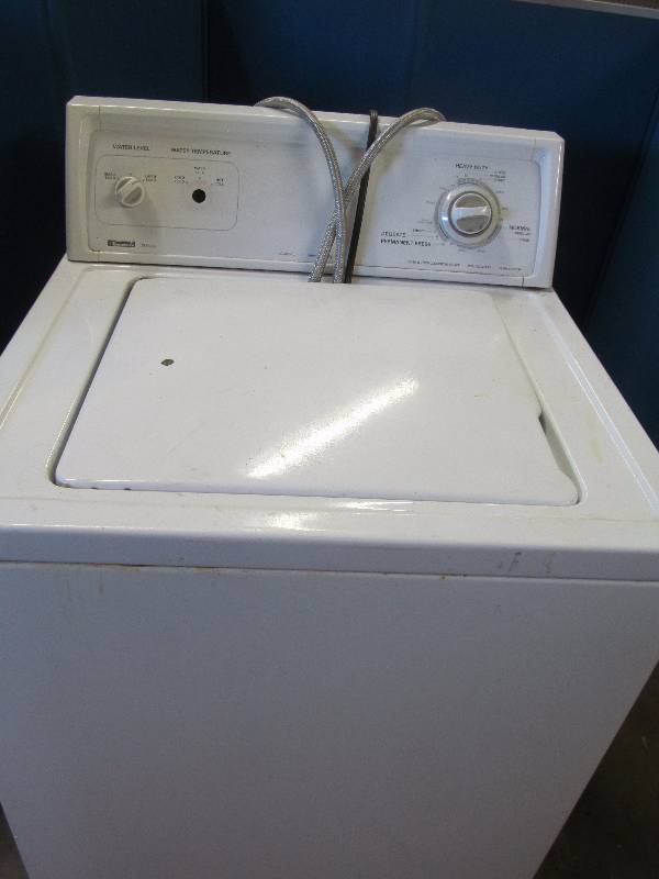 lot 10 image: Kenmore washing machine