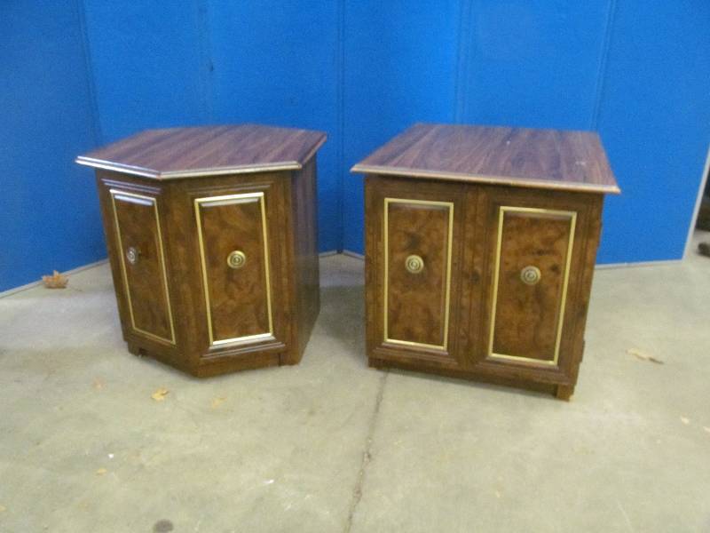 lot 54 image: end tables