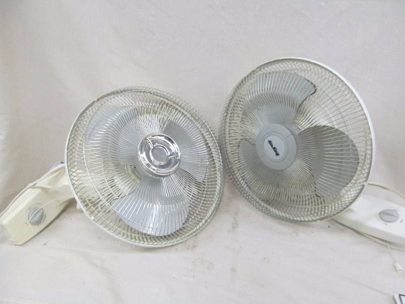 lot 61 image: fans