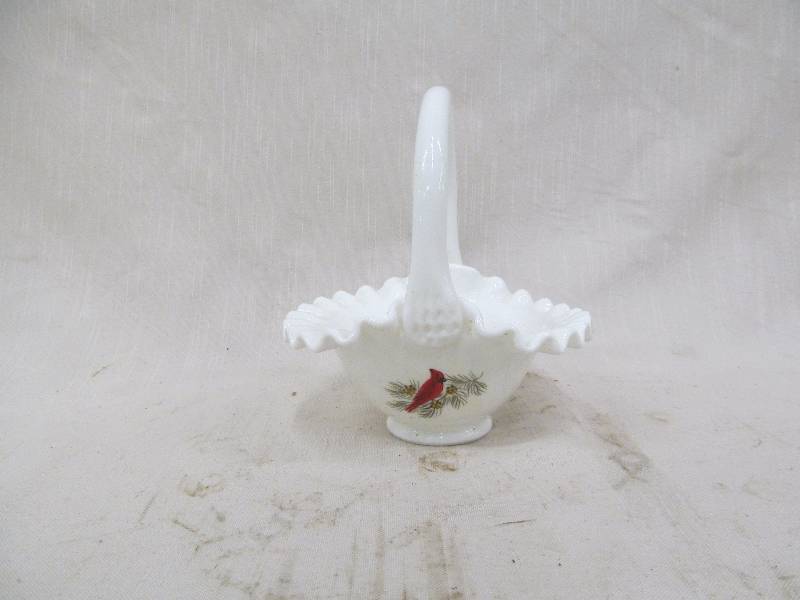 lot 115 image: Fenton milk glass basket