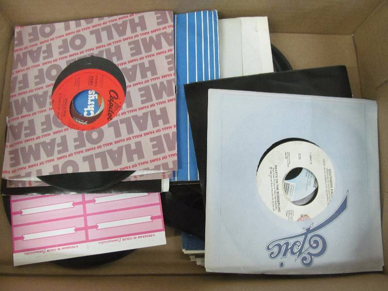 lot 124 image: records 45s
