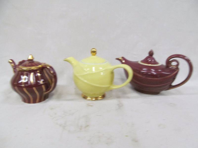 lot 133 image: teapots
