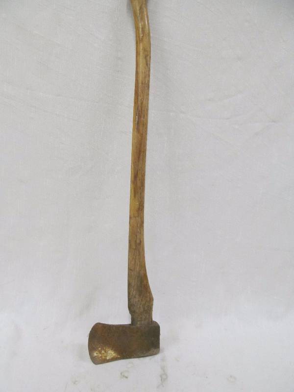 lot 134 image: vintage axe