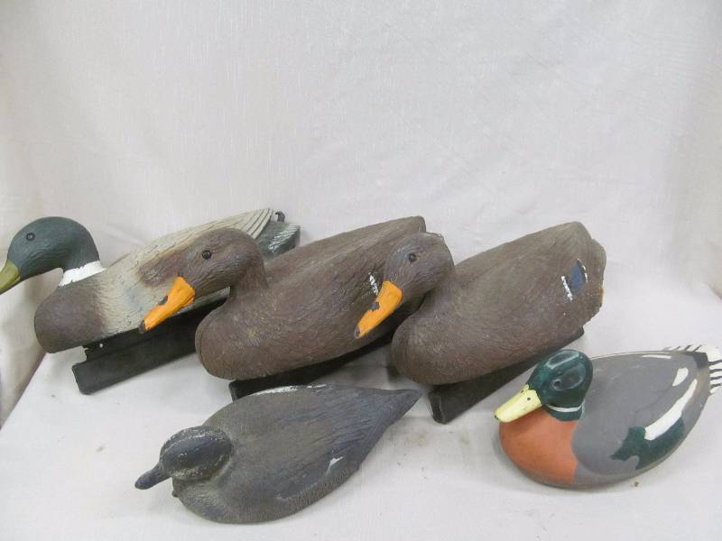 lot 135 image: duck decoys