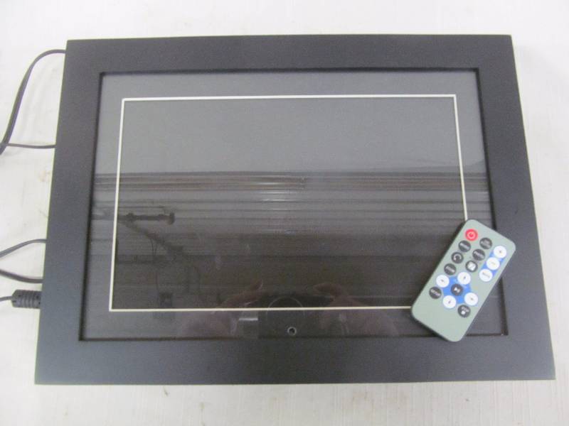 lot 144 image: picture frame