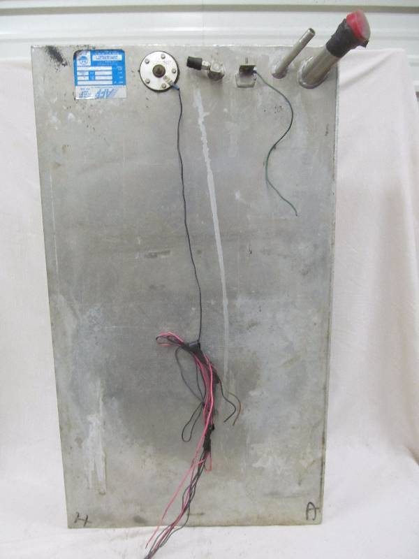 lot 207 image: boat gas tank