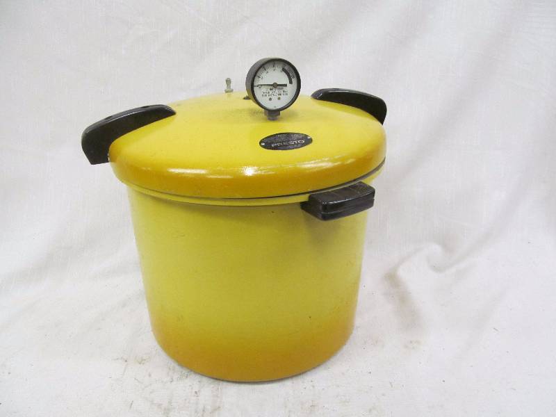 lot 218 image: presto cooker