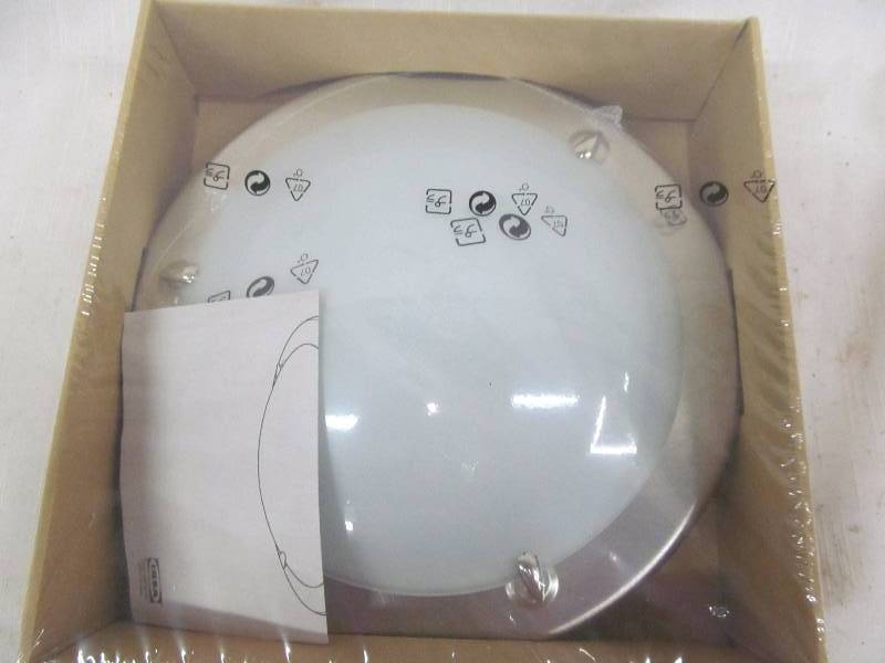 lot 221 image: light fixture