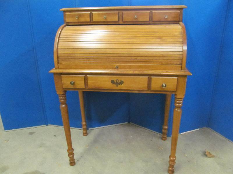lot 231 image: roll top desk