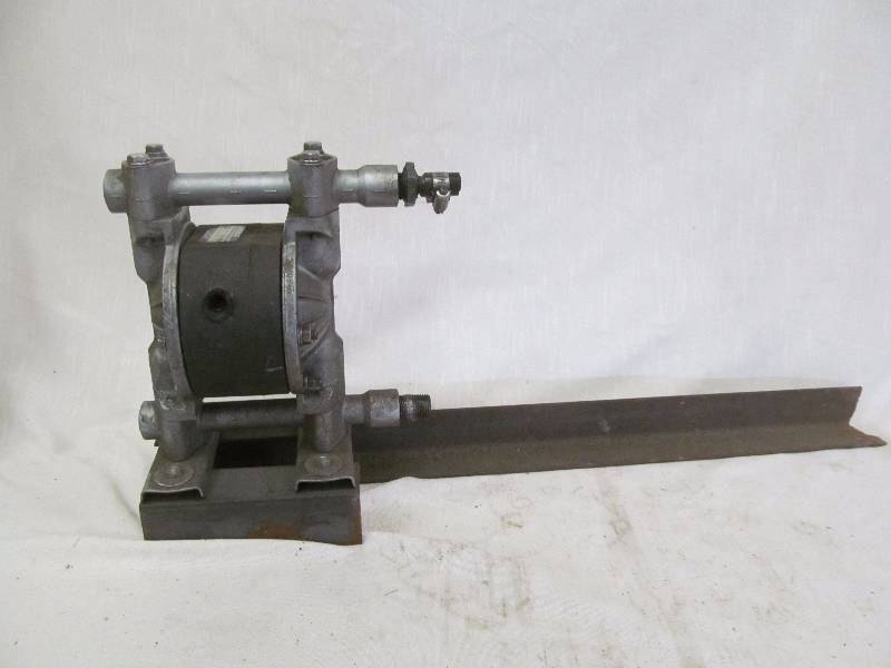 lot 245 image: Yamaha  Diaphragm pump