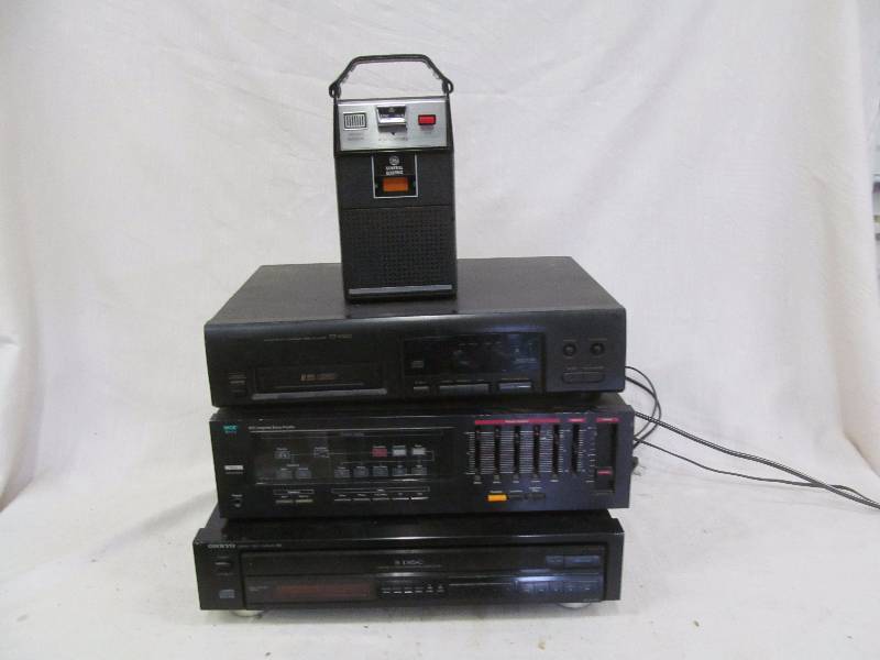 lot 247 image: electronics