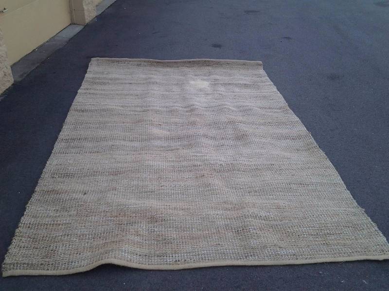 lot 12 image: Threshold Jute Rug 7x10