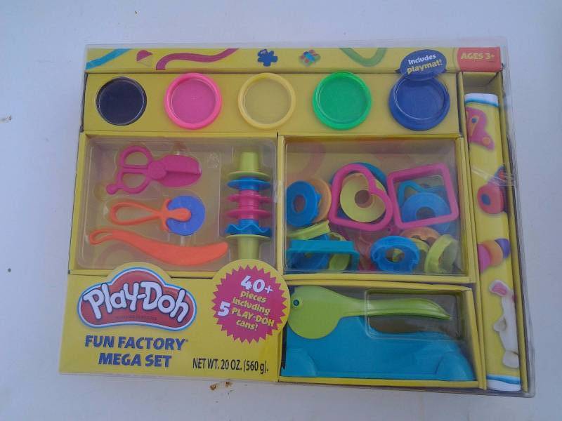 lot 19 image: Play-Doh Fun Factory Mega Set (Unopened)