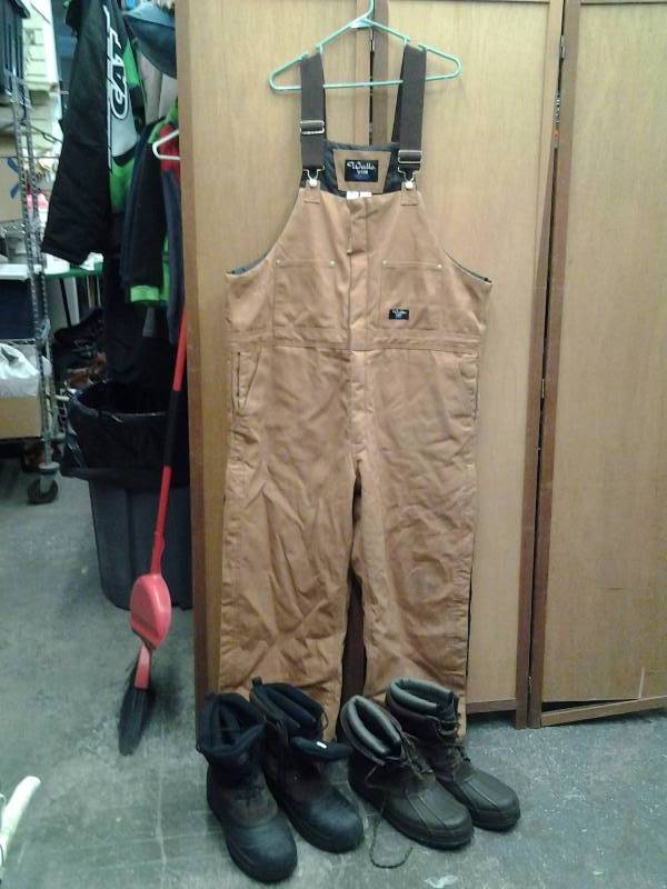 lot 31 image: Mens Walls Bibs  - Size 2x, Quest Boots Size 13, Rocky Boots Size 12