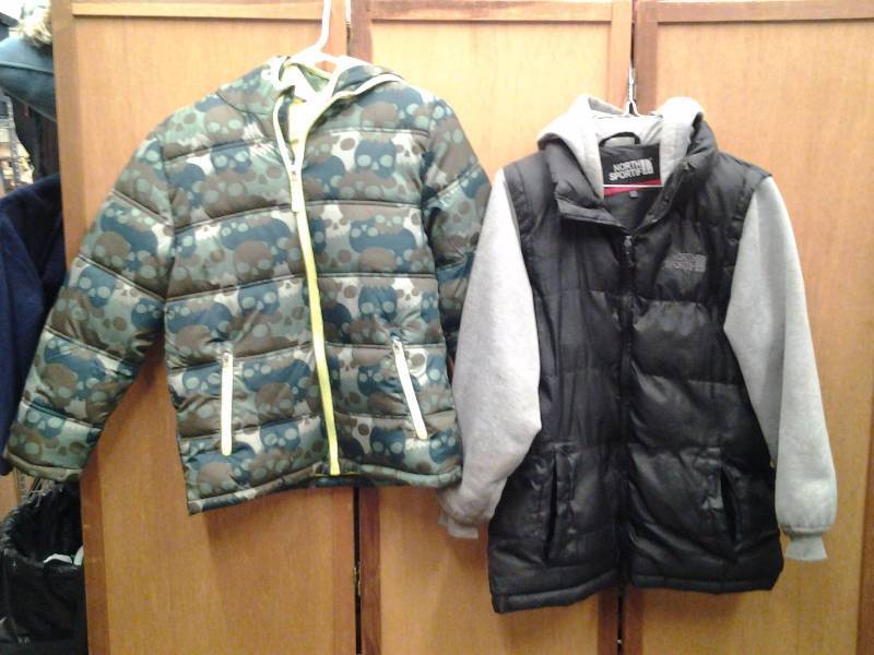 lot 44 image: Boys Jackets (Green Size 1012, North Sportif Size 1416)