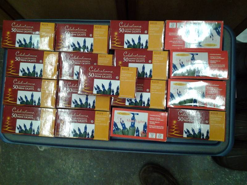 lot 74 image: 17-Boxes 50 Count Mini Lights (Blue)