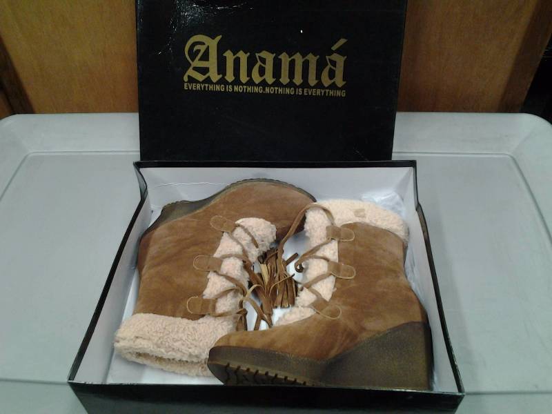 lot 92 image: NEW Anama Wedge Boots - Ladies Size 7 (Camel Color)