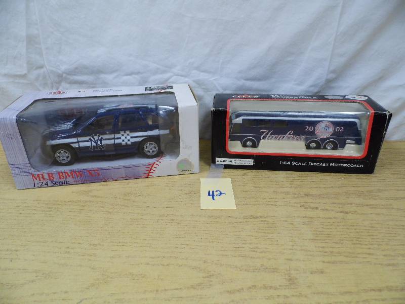 2 Yankees Diecast