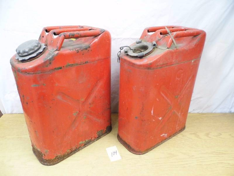 2 Metal Gas Cans