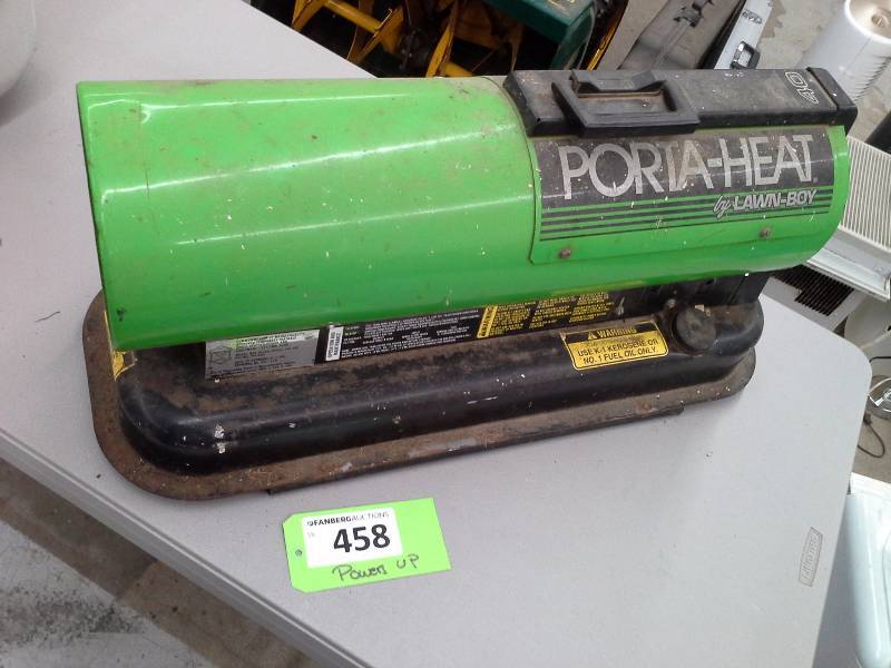 lot 458 image: Lawn Bow Porta Heat Kerosene Heater