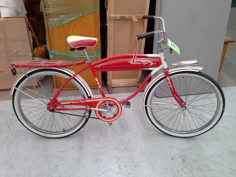 lot 478 image: Western Flyer Vintage-Style Bike