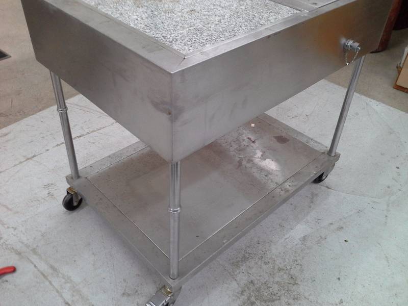 lot 481 image: Rolling Cutting Board and Cooler