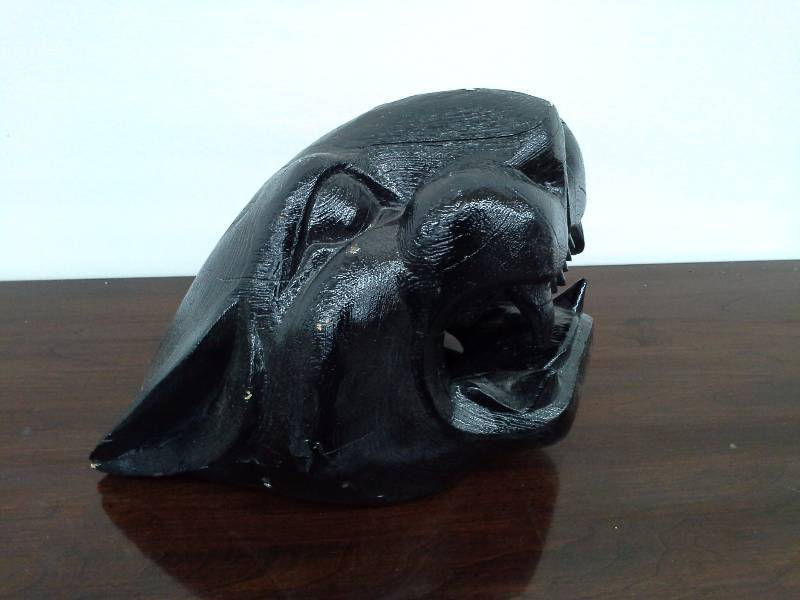 lot 713 image: Wooden Black Panther Wall Hanging