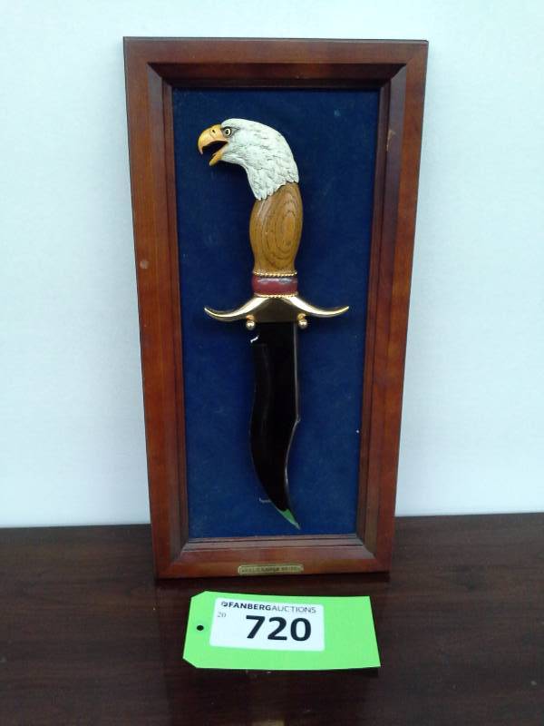 lot 720 image: Eagle Knife Wall Hanging