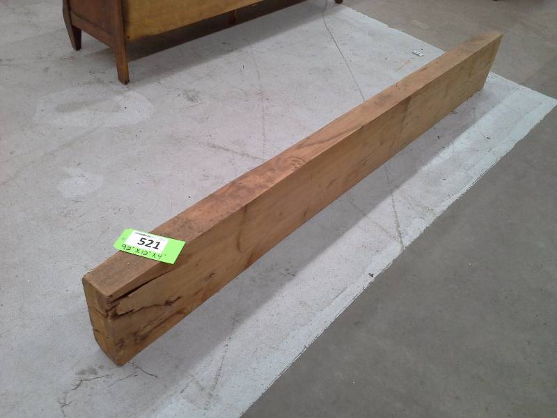 lot 521 image: Wooden Beam