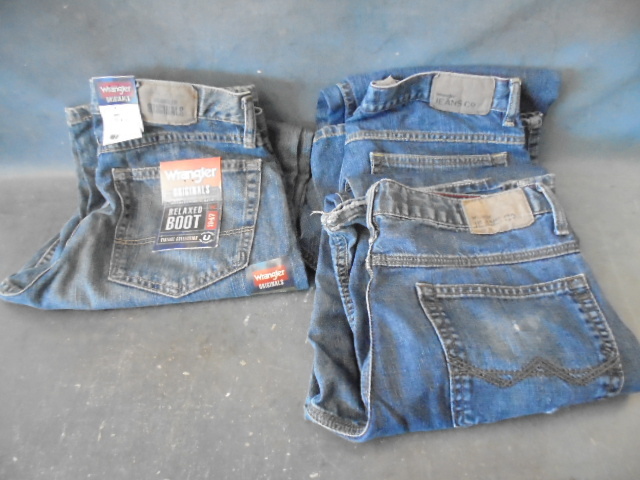 lot 31 image: Wrangler Jeans