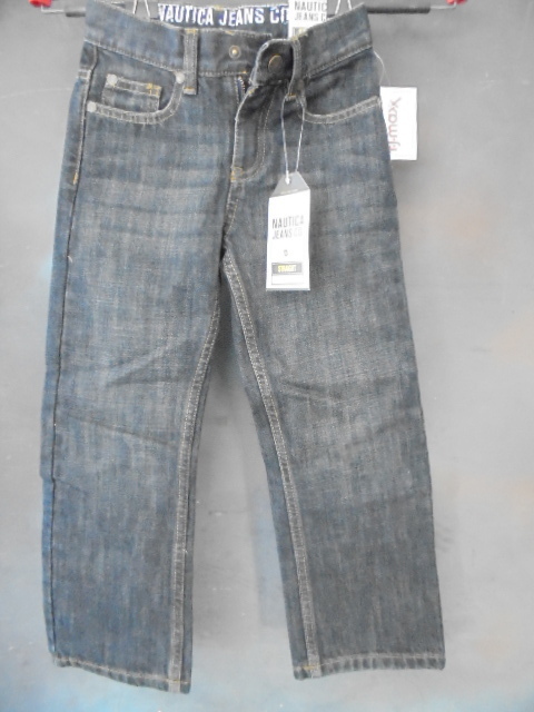 lot 38 image: Name Brand Boys Clothes