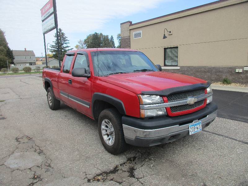lot 1 image: Chevy Truck