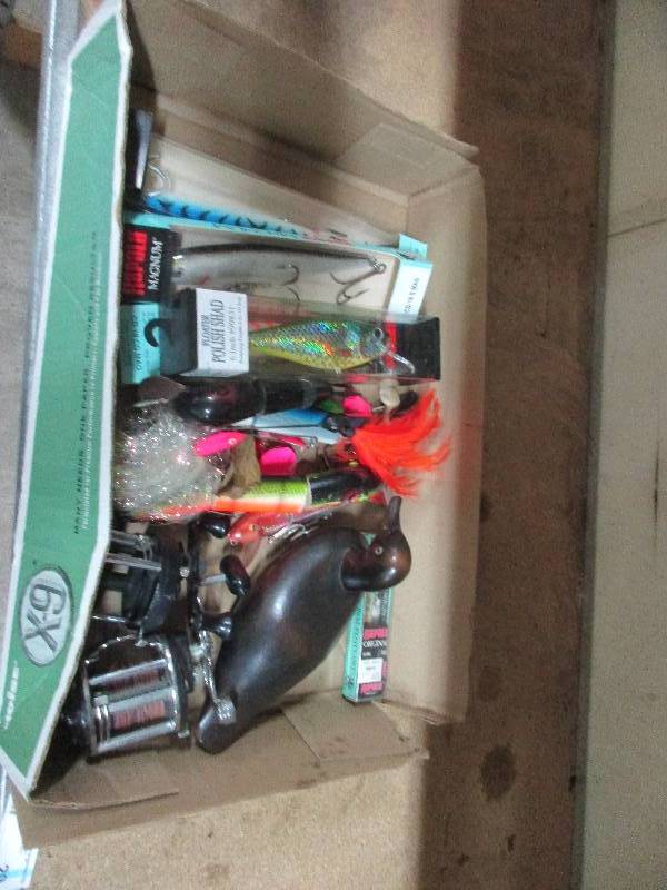 lot 29 image: Fishing lot