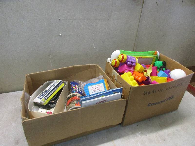 lot 51 image: Toys