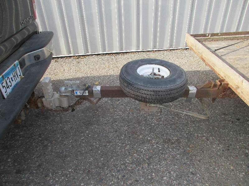 lot 3 image: Trailer