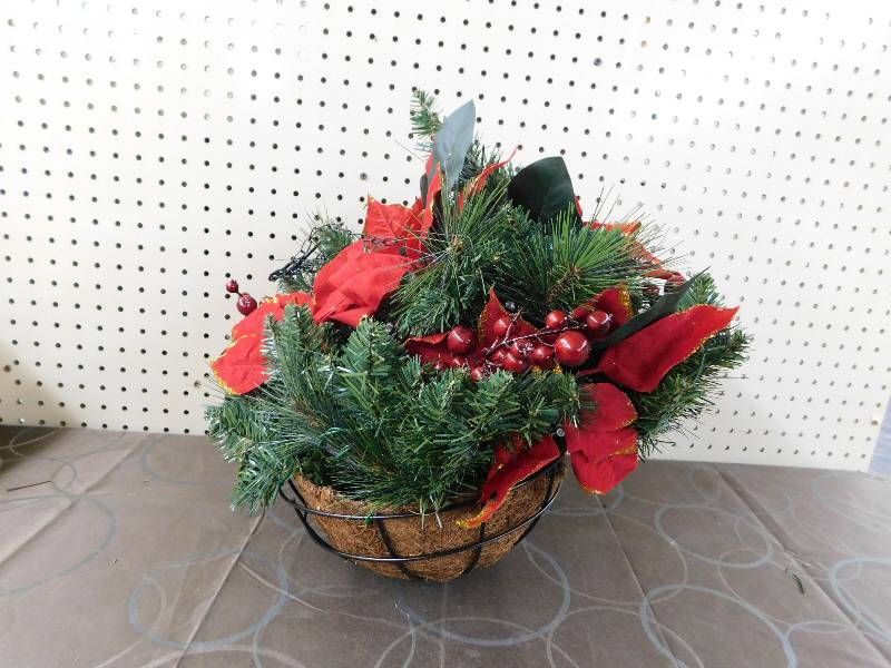 lot 219 image: alcove hanging poinsettia, MSRP $39.99