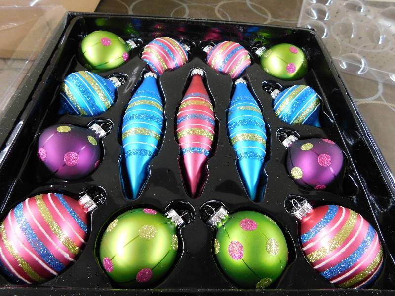 lot 206 image: MLD 15 pc Whimsical Glass Ornaments, MSRP $39.99